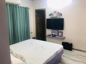 Bedroom in 4 BHK Villa at Vastrapur – for Sale