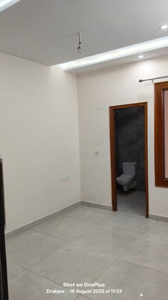 3 BHK + Servant Room Apartment For Sale in Dhakoli