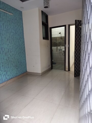 Room in 1 BHK Builder Floor at New Gupta Colony – for Sale