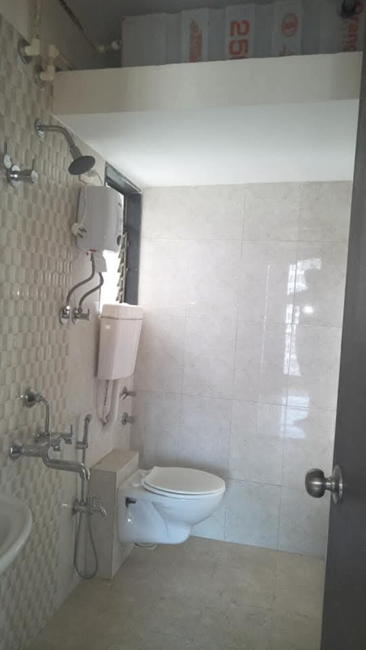 Bathroom, bhoomi-acropolis 2 Bedroom 835 Sq.Ft. Apartment In Virar West Palghar 9074068
