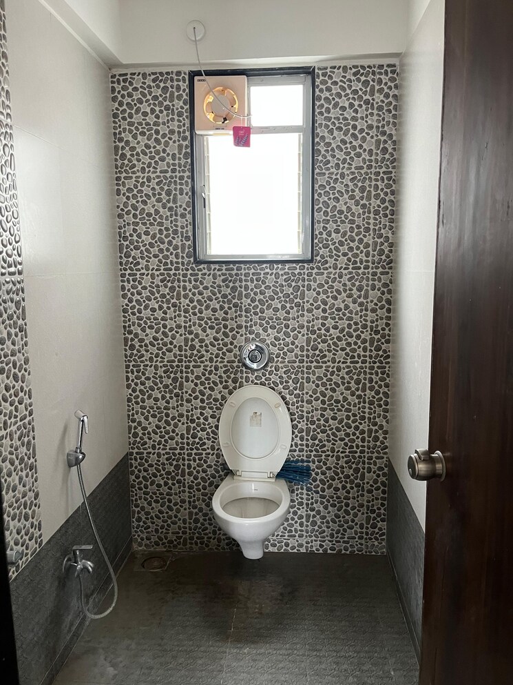 Master Bedroom, shree-vardhaman-dreams 3 Bedroom 1200 Sq.Ft. Apartment In Wakad Pune 9074103