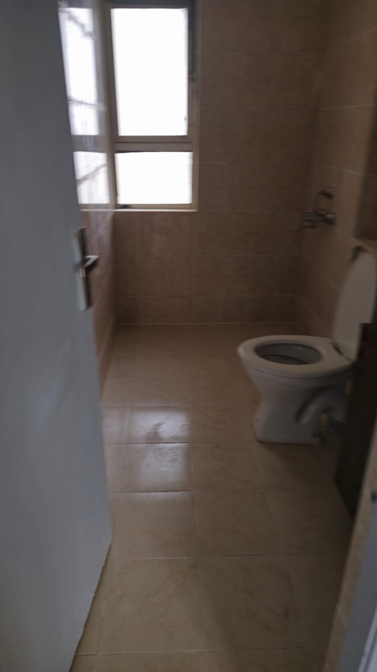 Bathroom, emaar-the-enclave 3 Bedroom 1895 Sq.Ft. Apartment In Sector 66 Gurgaon 9074047