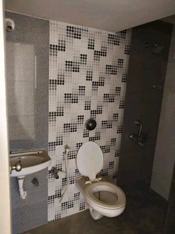 Bathroom in 2 BHK Apartment at Vimal Classic Nalasopara, Nalasopara West – for Rent