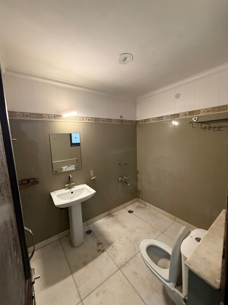 Master Bedroom, saket 3 Bedroom 13000 Sq.Ft. Builder Floor In Saket Delhi 9074105