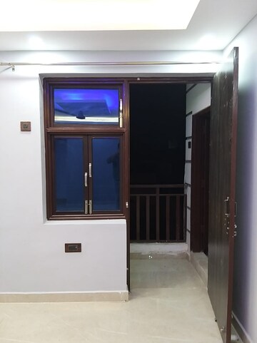 Building Lobby in 3 BHK Builder Floor at Saket – for Rent