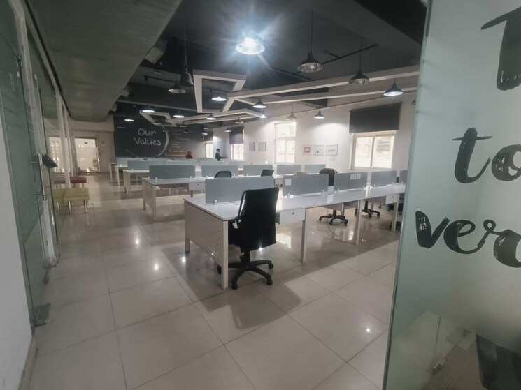 Team Area, sector 58 Commercial Office Space in IT/SEZ 20000 Sq.Ft. In Sector 58 Noida 9074094