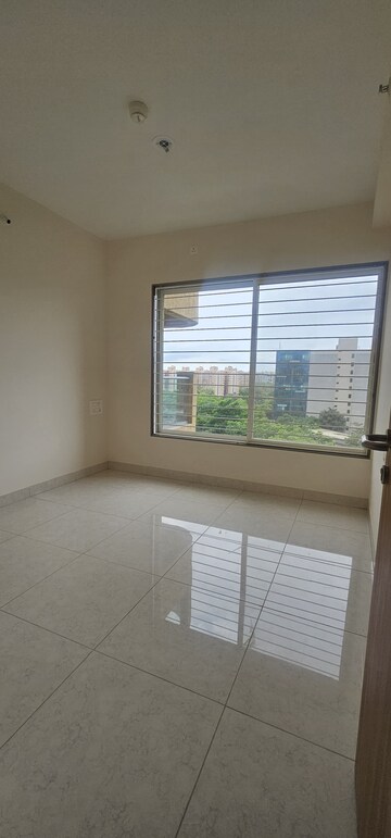 Room in 2.5 BHK Apartment at Nanded City Sur, Nanded – for Rent