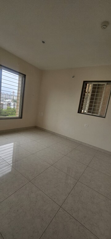 Room in 2.5 BHK Apartment at Nanded City Sur, Nanded – for Rent