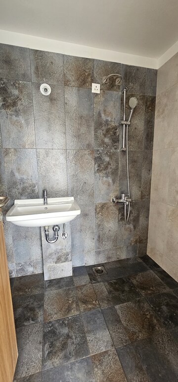 Bathroom in 2.5 BHK Apartment at Nanded City Sur, Nanded – for Rent