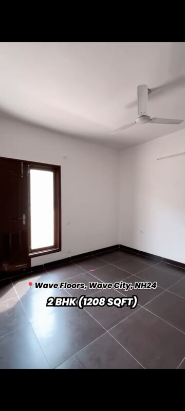 Room in 2 BHK Apartment at Wave City, Wave City – for Sale
