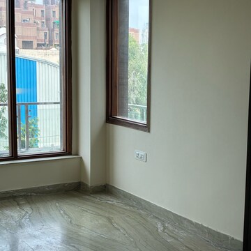 Room in 4 BHK Independent House at RWA Apartments Sector 30, Sector 30 – for Rent