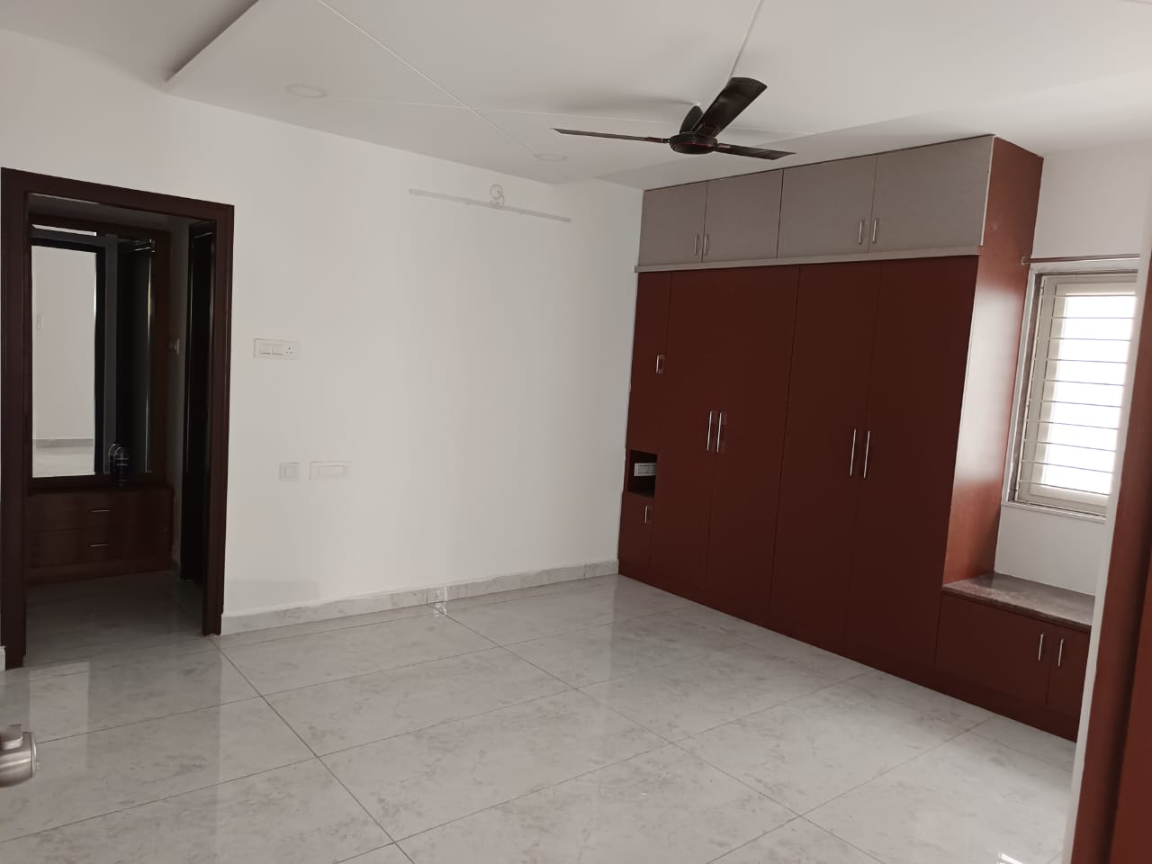 3 BHK + Pooja Room,Servant Room,Study Room,Extra Room Apartment For Sale in Anita Tower Concept One