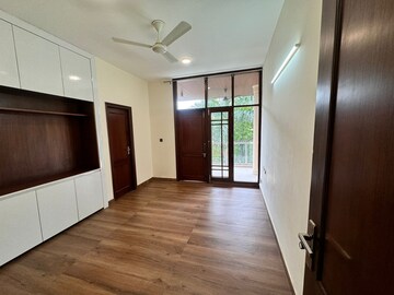 Room in 4 BHK Independent House at RWA Apartments Sector 47, Sector 47 – for Rent