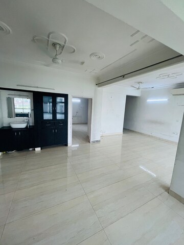 3 BHK Apartment For Rent in Sector 10 Dwarka