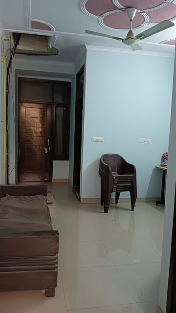 Living Room in 1 BHK Apartment at Chattarpur – for Rent