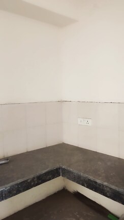 2 BHK + Extra Room Apartment For Sale in Panchsheel Greens II