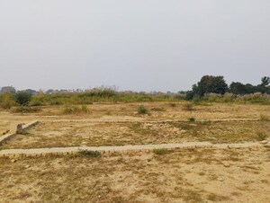  Plot For Sale in Jhalwa