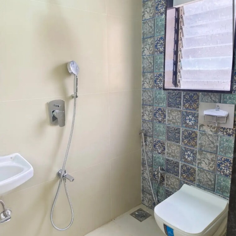 Bathroom, kandivali west 2 Bedroom 680 Sq.Ft. Apartment In Kandivali West Mumbai 9074275