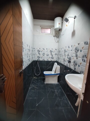 Team Area in 3 BHK Builder Floor at Kondapur – for Rent