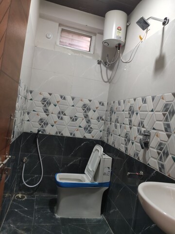 Team Area in 3 BHK Builder Floor at Kondapur – for Rent