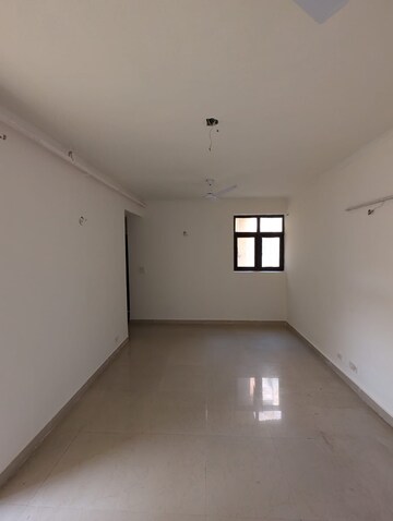 Room in 2 BHK Apartment at Panchsheel Hynish, Sector 1 Greater Noida – for Sale