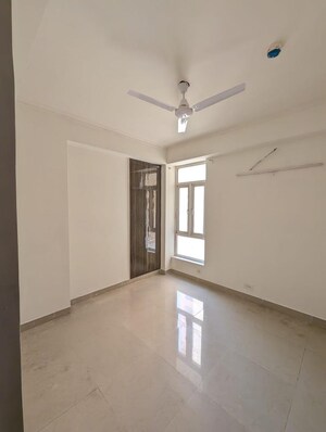 Room in 2 BHK Apartment at Panchsheel Hynish, Sector 1 Greater Noida – for Sale