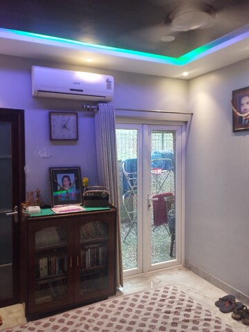 Living Room in 2.5 BHK Builder Floor at Pinewood Enclave, Wave City – for Sale
