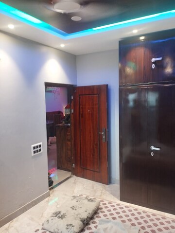 Living Room in 2.5 BHK Builder Floor at Pinewood Enclave, Wave City – for Sale