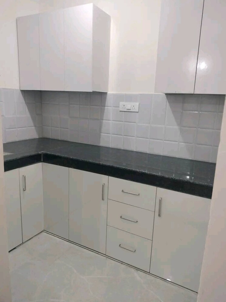 Kitchen, saket 1 Bedroom 500 Sq.Ft. Builder Floor In Saket Delhi 9074347