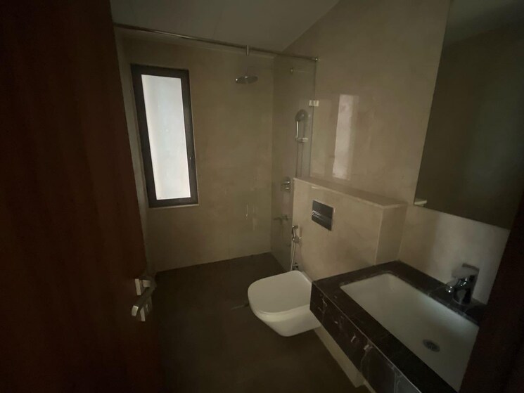 Bathroom, piramal-mahalaxmi 2 Bedroom 1140 Sq.Ft. Apartment In Mahalaxmi Mumbai 9074344