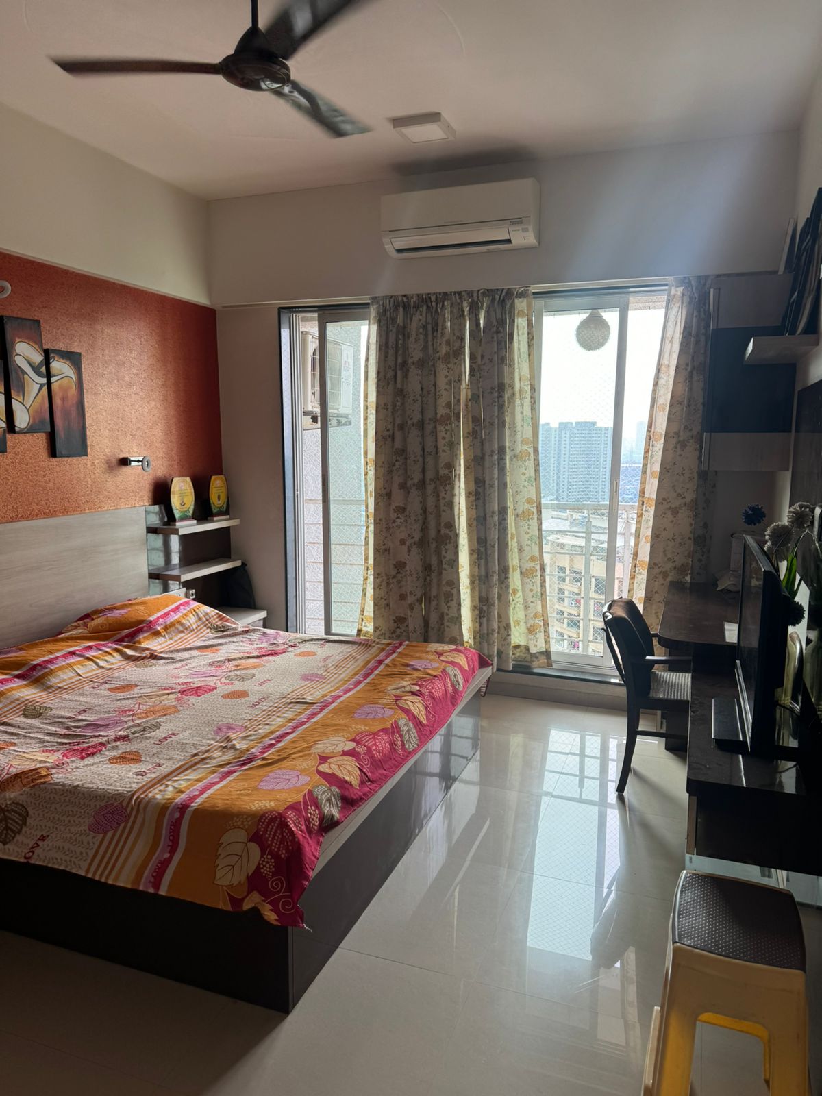 2 BHK + Pooja Room Apartment For Rent in Lokhandwala Octacrest
