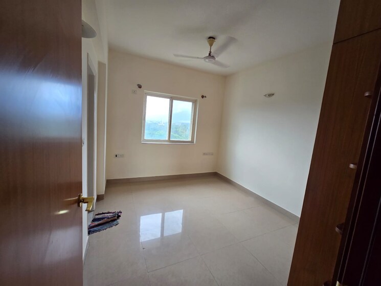 Room, yeshwanthpur 3.5 Bedroom 2000 Sq.Ft. Apartment In Yeshwanthpur Bangalore 9074402
