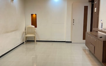 2 BHK Apartment For Rent in Green Meadows Bluilding 2 Chs Ltd, Kandivali East