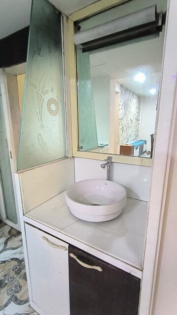 Bathroom in 3 BHK Apartment at Poonam Apartments Worli, Worli – for Rent