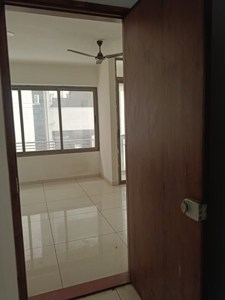 Room, zundal 2 Bedroom 617 Sq.Ft. Apartment In Zundal Ahmedabad 9074540