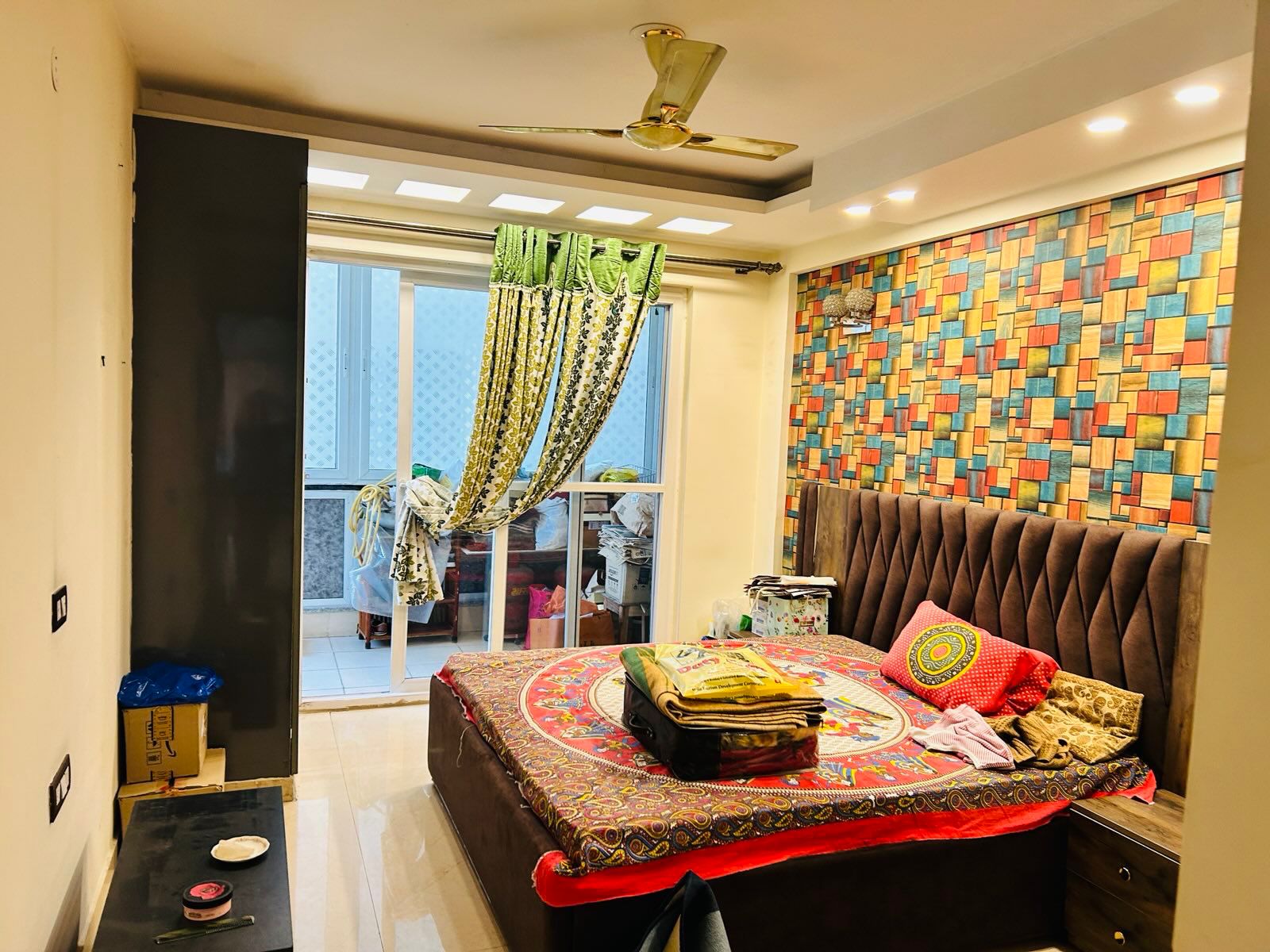 3 BHK + Servant Room 2189 Sq.Ft. Builder Floor in Central Park Cerise Suites