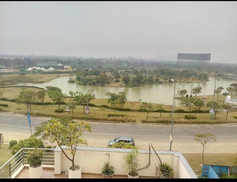 Swimming Pool, gaur-yamuna-city-16th-park-view 2 Bedroom 557 Sq.Ft. Apartment In Gaur Yamuna City Greater Noida 9074485