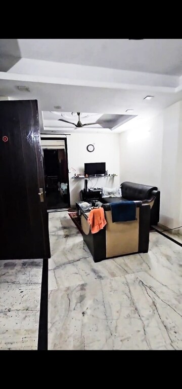 Team Area in 2 BHK Builder Floor at Chattarpur – for Rent