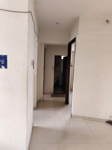 1 RK Apartment For Rent in Gole Building, Kurla West
