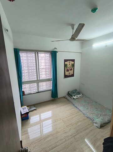 Room in 2 BHK Apartment at VTP Leonara, Mahalunge – for Rent