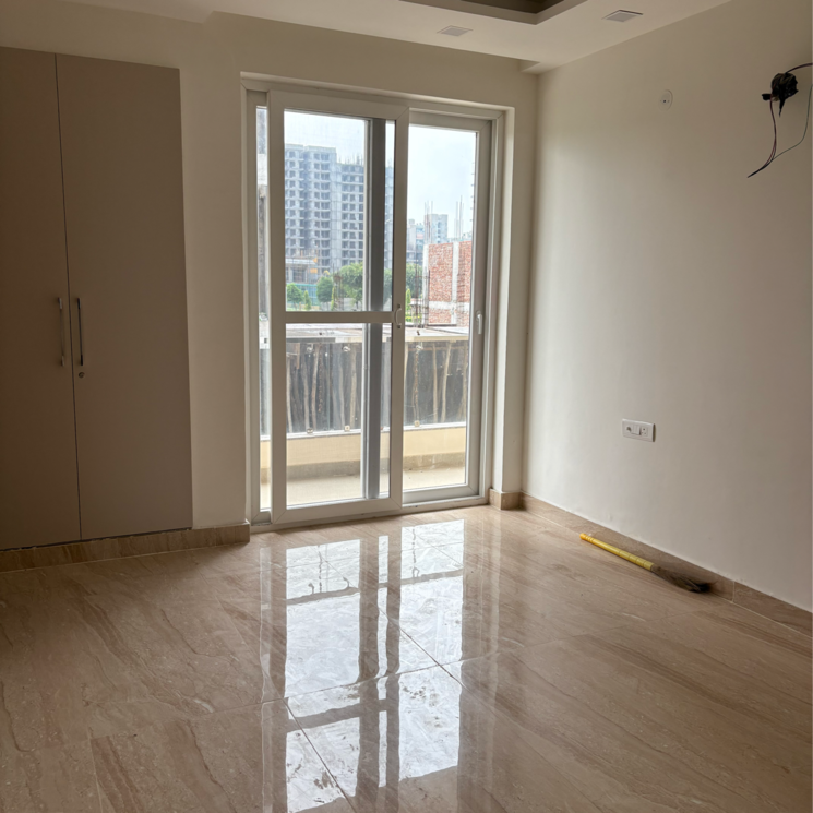 Room, sector 84 3 Bedroom 1350 Sq.Ft. Builder Floor In Sector 84 Faridabad 9074623
