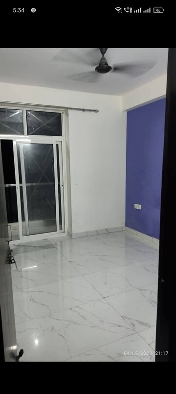 Room in 1 BHK Builder Floor at Sector 73 – for Sale