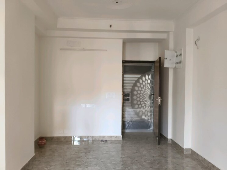 Room, gaur-city-2-12th-avenue 2 Bedroom 635 Sq.Ft. Apartment In Sector 16c Greater Noida Greater Noida 9074679