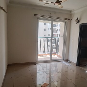 Room in 3 BHK Apartment at Prestige Ferns Residency, Harlur – for Rent
