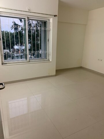 Room in 3 BHK Apartment at Kasturi Apostrophe, Wakad – for Rent