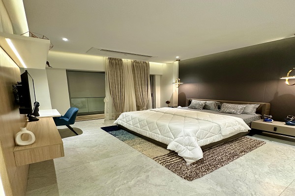 2 BHK + Pooja Room,Servant Room Apartment For Sale in Adani Airica