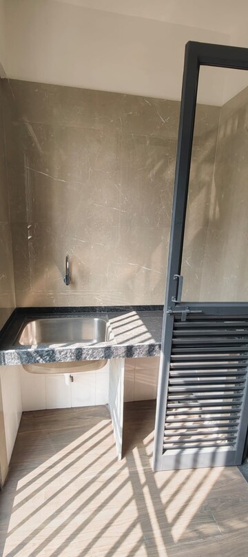 Furnished Amenities in 2 BHK Apartment at Regency Astra, Baner – for Rent