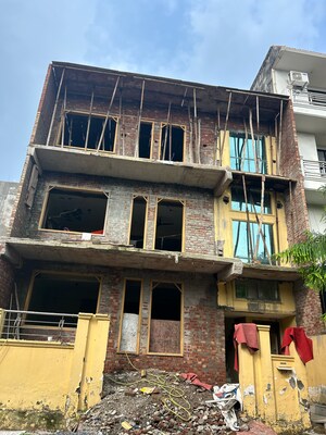 6+ BHK Independent House – Exterior View View at Sector 105 - for Sale