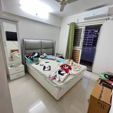 Team Area in 1 BHK Apartment at Kohinoor Zen Estate, Santipur – for Rent