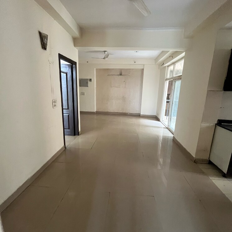 Living Room, amrapali-zodiac 3 Bedroom 1550 Sq.Ft. Apartment In Sector 120 Noida 9074796